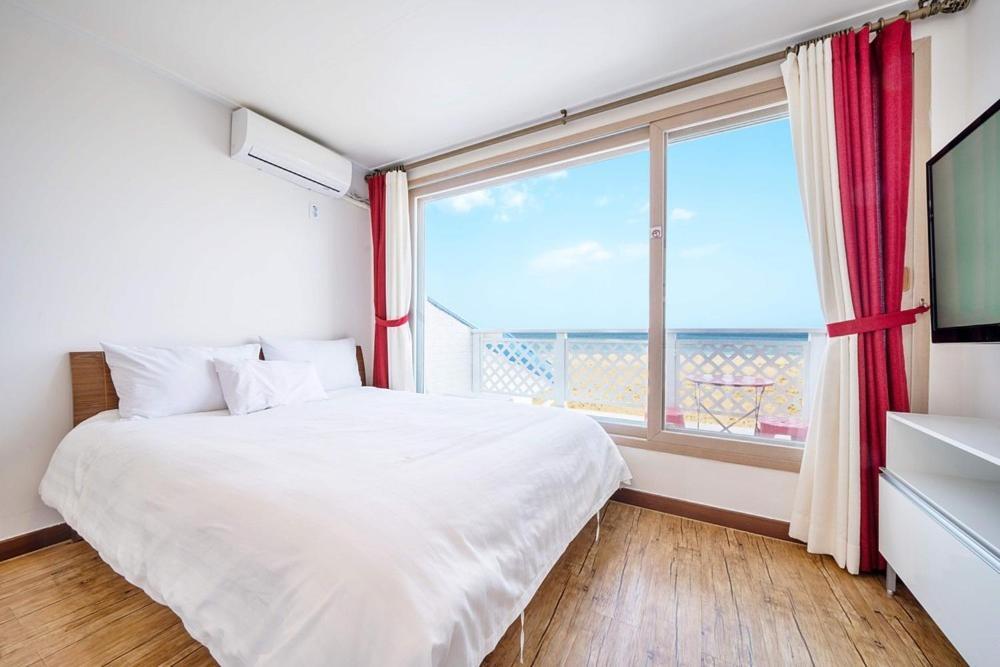 Yangyang Sunrise Pension Chambre photo